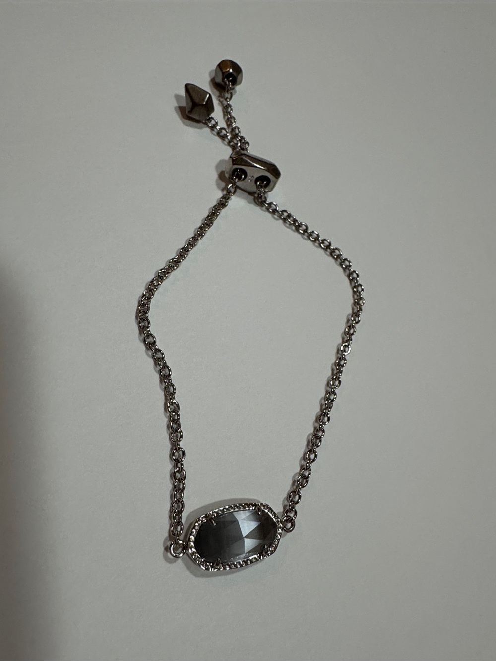 Kendra Scott Silver-Tone Hematite Glass Stone Adjustable Bracelet